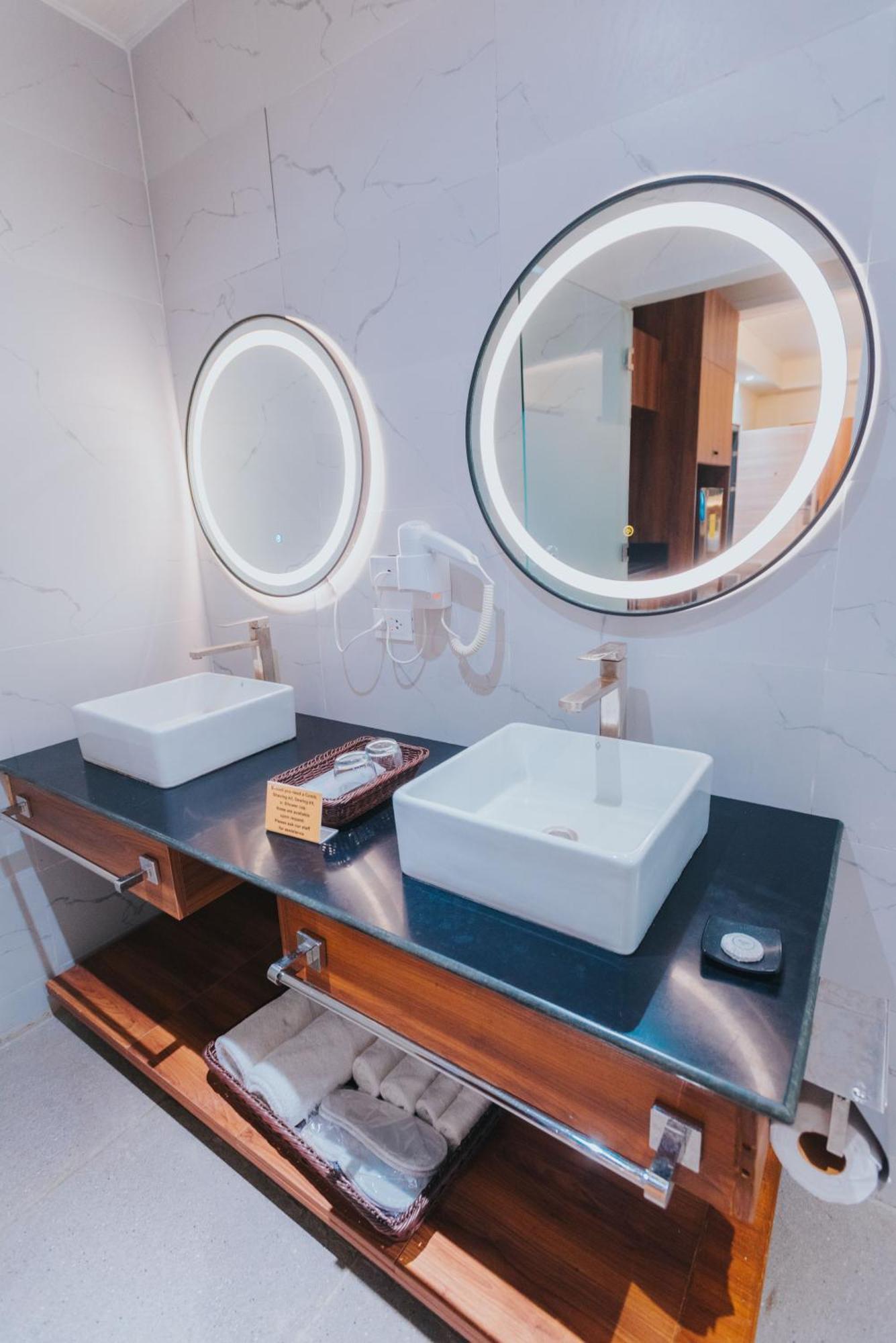 Surestay Studio By Best Western Clarkview Angeles City Екстериор снимка