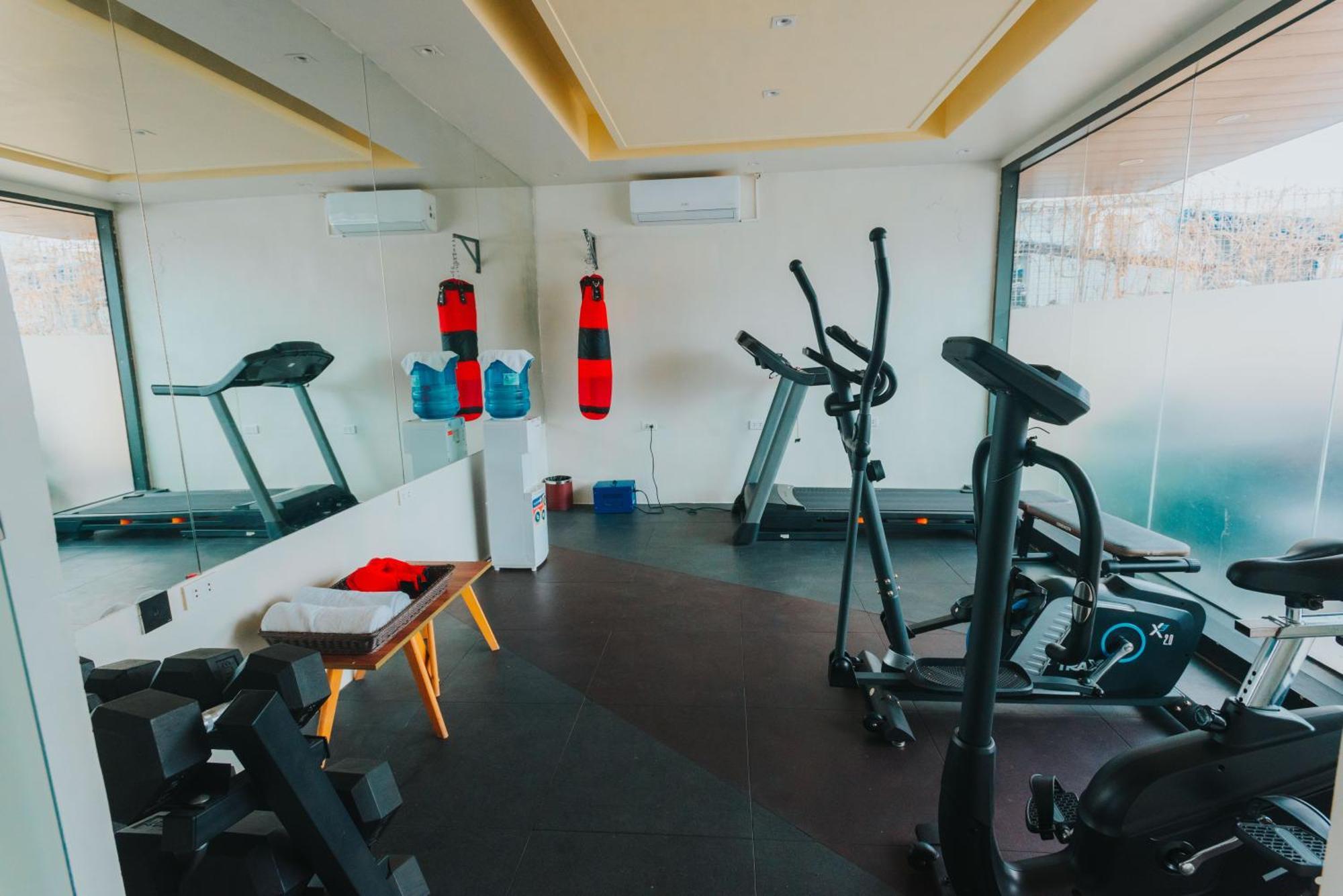 Surestay Studio By Best Western Clarkview Angeles City Екстериор снимка